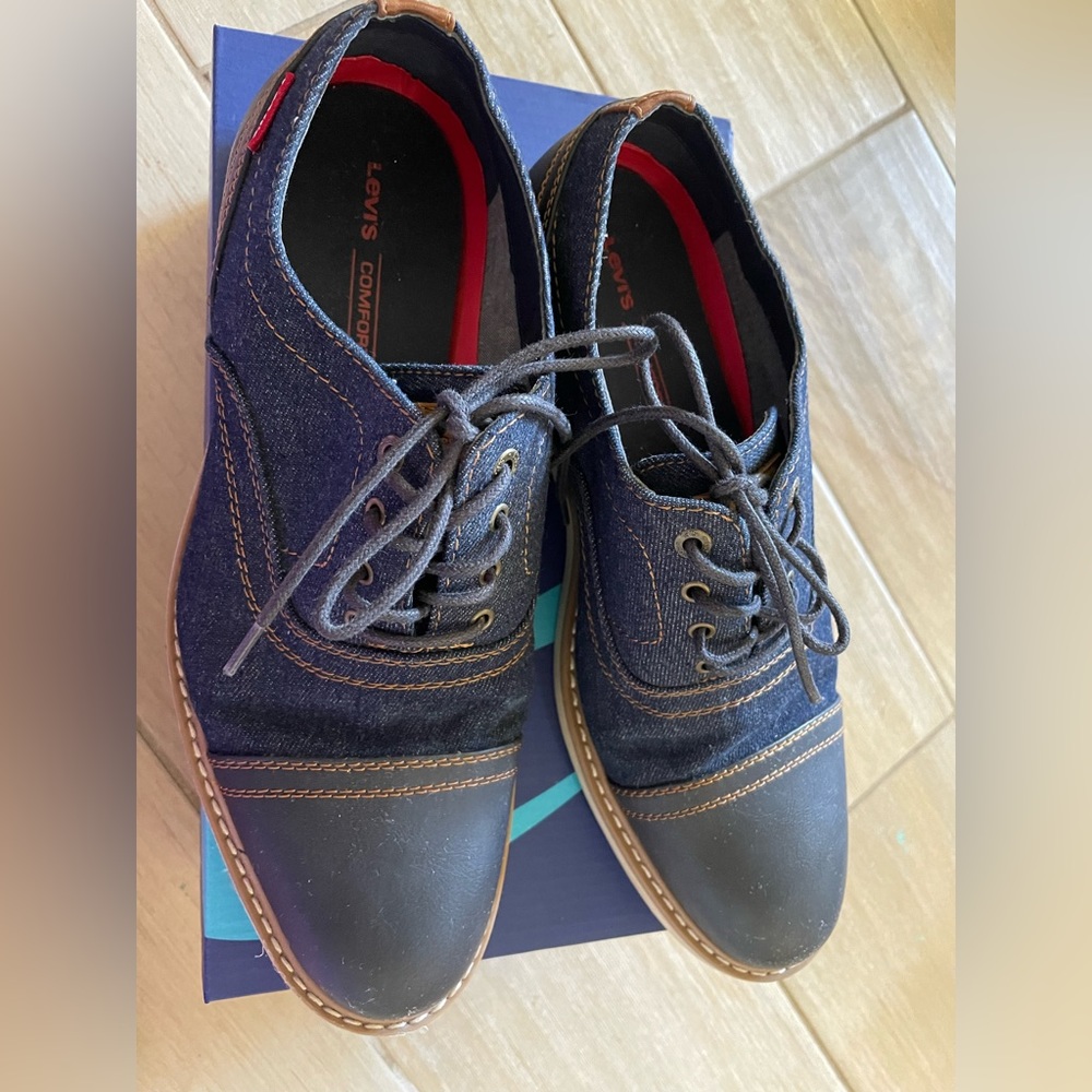 Levi’s mens casual Essex denim Oxford Shoes